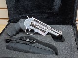TAURUS JUDGE MAGNUM .45 colt / .410 - 1 of 3