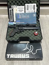 TAURUS 454 RAGING BULL .454 CASULL