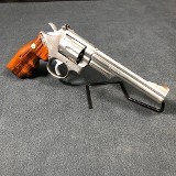 SMITH & WESSON 66-1 .357 MAG - 2 of 3