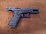 GLOCK 22 .40 S&W - 2 of 3