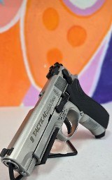 SMITH & WESSON 5906 9MM LUGER (9x19 PARA) - 2 of 3