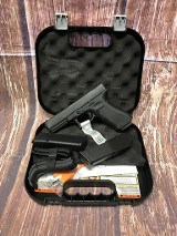 Glock G22 Gen4 (FACTORY REBUILD) .40 S&W
