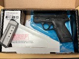 SMITH & WESSON M&P 40 Shield *CA Compliant .40 S&W