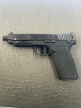 SMITH & WESSON 57 5.7X28MM