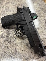 SIG SAUER P226 ZEV 9MM LUGER (9x19 PARA)