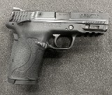 SMITH & WESSON M&P 9 SHIELD Performance Center M&P Shield EZ M2.0 .380 ACP - 2 of 3