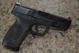 SMITH & WESSON M&P40
M2.0 .40 S&W - 2 of 2