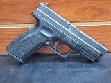 SPRINGFIELD ARMORY XD-40 .40 S&W - 2 of 3