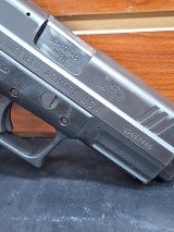 SPRINGFIELD ARMORY XD-40 .40 S&W - 3 of 3