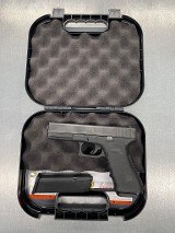 GLOCK 17 9MM LUGER (9x19 PARA) - 1 of 3