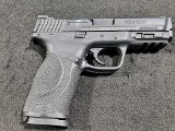 SMITH & WESSON M&P 40 M2.0 .40 S&W - 2 of 3