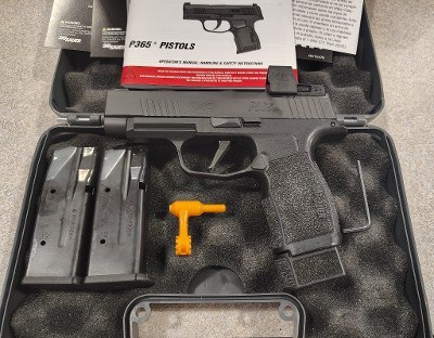 SIG SAUER P365 9MM LUGER (9x19 PARA)