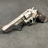 SMITH & WESSON 657-2 .41 REM MAG