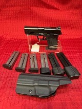 SMITH & WESSON M&P 9 SHIELD EZ 9MM LUGER (9x19 PARA)