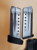SMITH & WESSON M&P 9 SHIELD 9MM LUGER (9x19 PARA) - 2 of 3