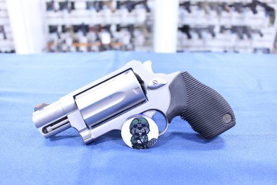 TAURUS JUDGE PUBLIC DEFENDER .45 LC/.410 GA