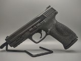SMITH & WESSON M&P40 M2.0 .40 S&W - 2 of 3