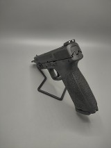 SMITH & WESSON M&P40 M2.0 .40 S&W - 3 of 3