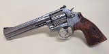 SMITH & WESSON 686 DELUXE .357 MAG