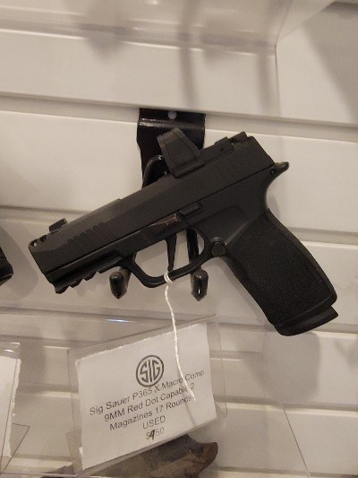 SIG SAUER P365 XMACRO W/RED DOT 9MM LUGER (9X19 PARA)