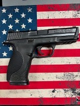 SMITH & WESSON LE M&P 40 .40 S&W
