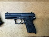 HECKLER & KOCH USP .40 S&W - 3 of 3