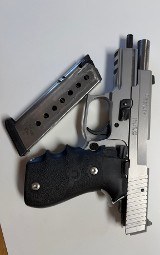 SIG SAUER P220 ST .45 ACP - 3 of 3