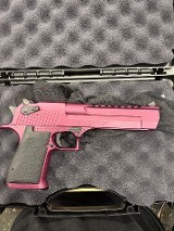 MAGNUM RESEARCH DESERT EAGLE XIX .50 AE - 2 of 3