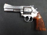 SMITH & WESSON 686 .357 MAG - 2 of 2