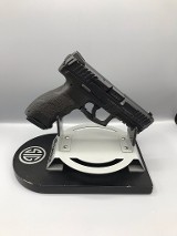 HECKLER & KOCH VP9 9MM LUGER (9x19 PARA)