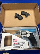 SMITH & WESSON MODEL 642 AIRWEIGHT .38 SPL - 2 of 3