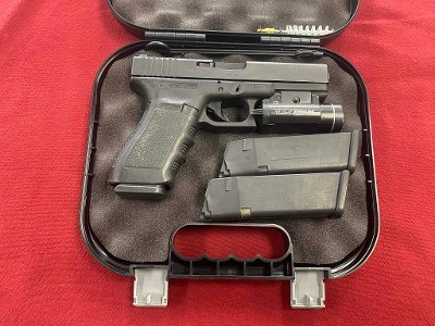 GLOCK G21 SF Police Trade In w/ Ameriglo Night Sights + Streamlight TLR-1 .45 ACP