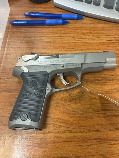 RUGER P-89DC 9MM LUGER (9x19 PARA)