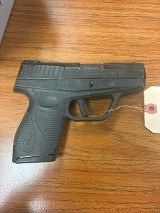 TAURUS PT740 SLIM (1-740031FDE) 40 Smith & Wesson - 1 of 2