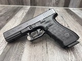 GLOCK 22 GEN 4 40 Smith & Wesson