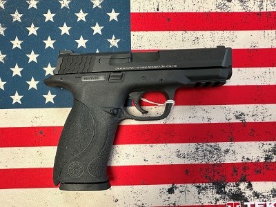 SMITH & WESSON M&P 9 9MM LUGER (9x19 PARA)