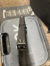 GLOCK G22GEN 4 .40 S&W - 3 of 3