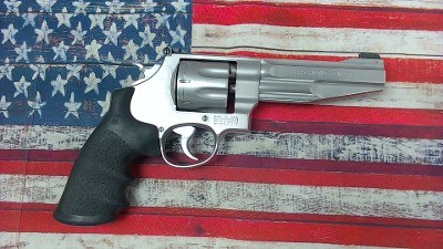 SMITH & WESSON 627-5 performance center .357 MAG