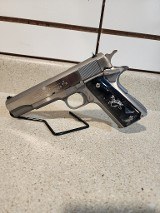 COLT 1911 GOVERNMENT .45 ACP