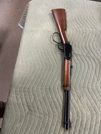 HENRY CLASSIC LEVER ACTION 22 LONG RIFLE (22LR)