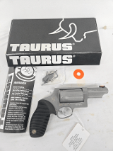 TAURUS Unfired Judge Ultra-Lite w/Original Box .410/.45LC