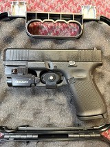 GLOCK 19 GEN 5 9MM LUGER (9x19 PARA) - 2 of 3