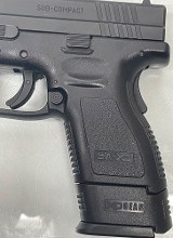 SPRINGFIELD ARMORY XD-40 SUB-COMPACT .40 S&W - 2 of 3