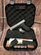 GLOCK G48 Two-Tone (Factory Rebuilt) 9MM LUGER (9x19 PARA) - 1 of 3