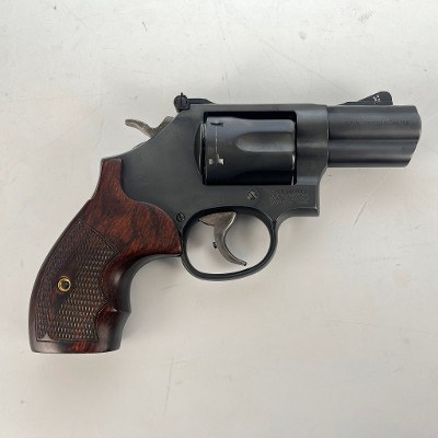 Smith & Wesson Performance Center Model 19 Carry Comp .38 SPECIAL/.357 MAGNUM