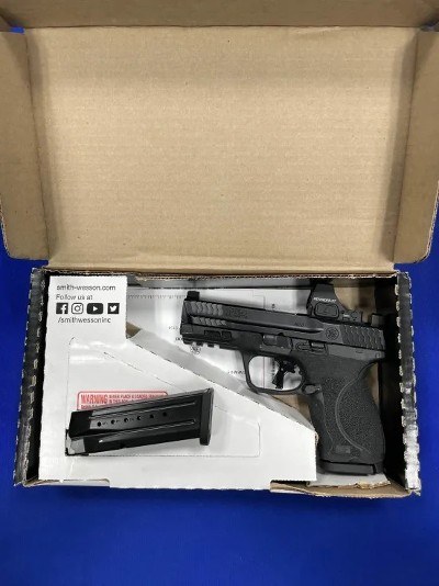 SMITH & WESSON M&P 9 2.0 9MM LUGER (9x19 PARA)
