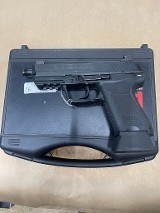 HECKLER & KOCH HK45C .45 ACP