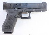 GLOCK EXCELLENT GLOCK G17 GEN 5 9MM 4.5" BARREL W/ NIGHT SIGHTS 3-MAGS & BOX 9MM LUGER (9x19 PARA) - 2 of 3