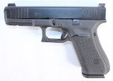 GLOCK EXCELLENT GLOCK G17 GEN 5 9MM 4.5" BARREL W/ NIGHT SIGHTS 3-MAGS & BOX 9MM LUGER (9x19 PARA)