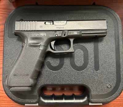 GLOCK G22 GEN 4 .40 CALIBER